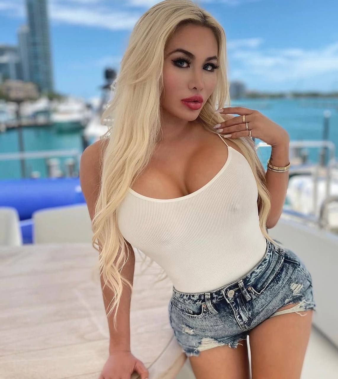 Daphne Summers — Miami · South Florida