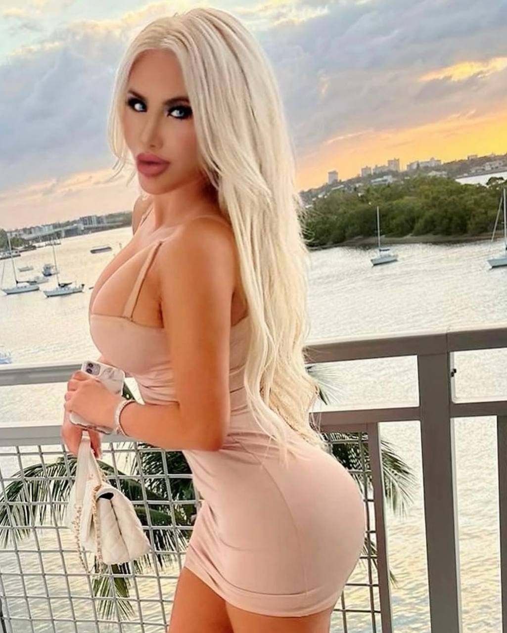 Daphne Summers — Miami · South Florida